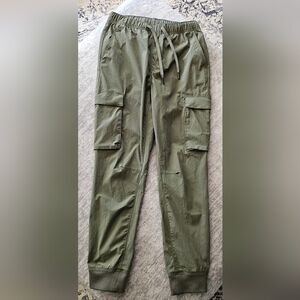 H&M Men's Green Cargo Pants Size XS